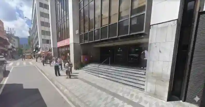 Curaduría Urbana Segunda de Medellín: Guía de Contacto y Servicios